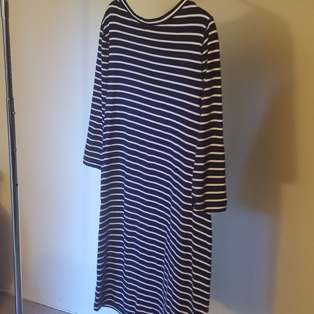 Woman's clothes